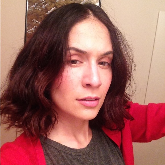 Meet your Posher, Ashley - Picture 2 of 3